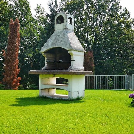 Landhaus Am See Von Robertville Вэм Экстерьер фото